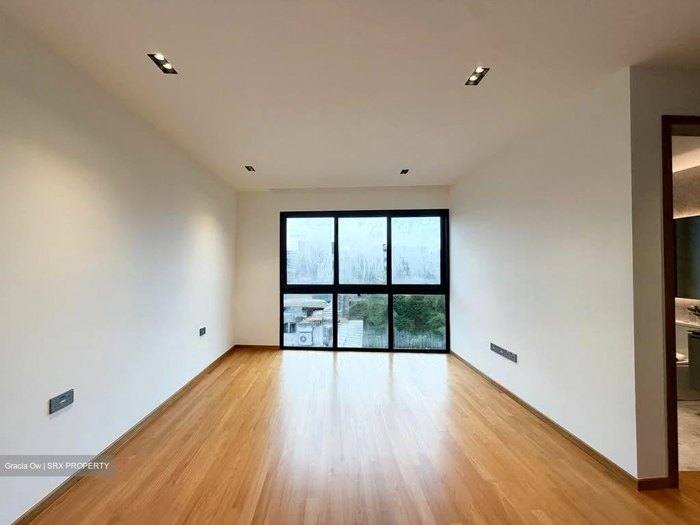 Sembawang Straits Estate (D27), Terrace #576115571